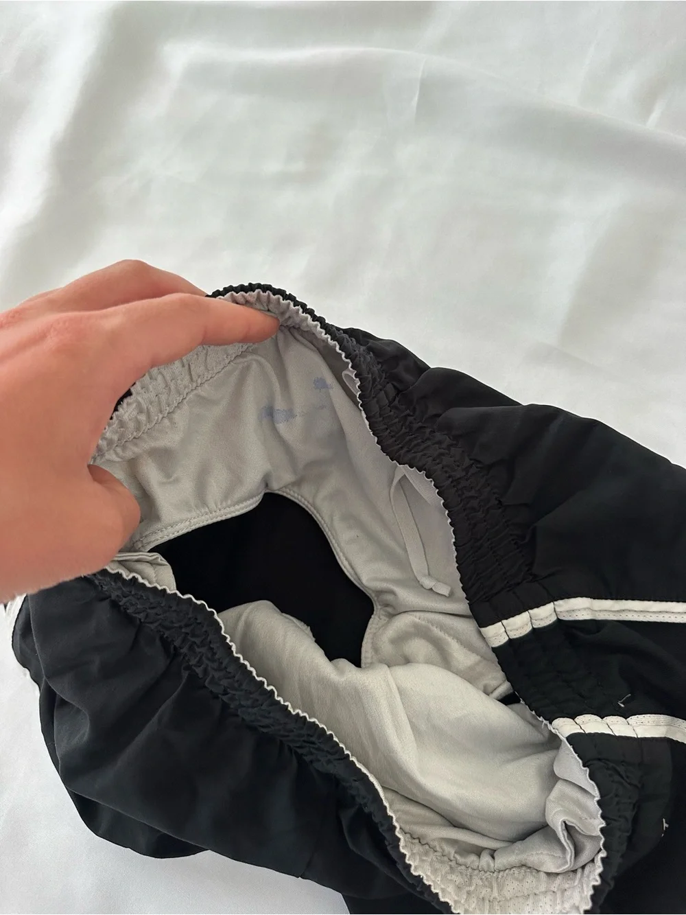 Vintage Nike Women’s Black Running Shorts - Picture 4 of 4